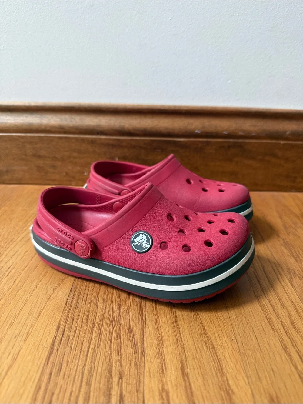 Crocband Red Clogs Kids Unisex Sporty Crocs Size 10